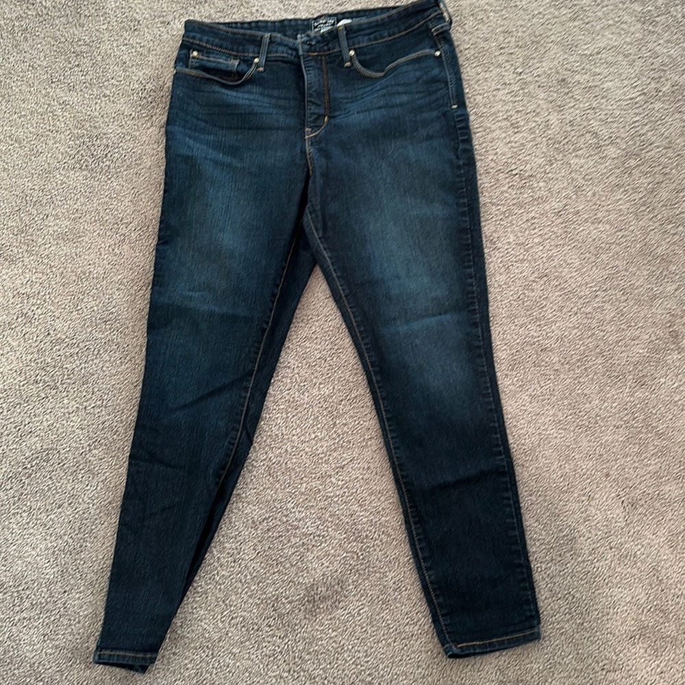 Skinny signature Levi size 16